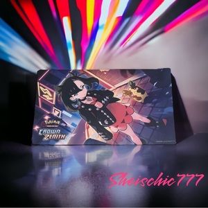 Pokemon TCG: Crown Zenith Premium Collection - Marnie & Morpeko Play-mat